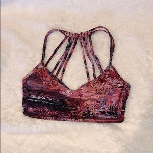 NWOT RARE Lululemon Lighten Up Bra